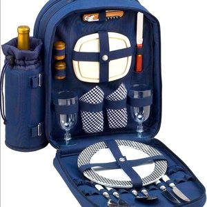 Picnic At Ascot-Green/White Picnic Basket Set